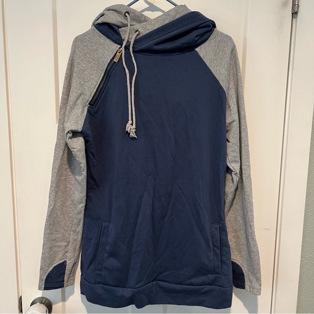 Women’s XL Ampersand Ave Doublehood Sweatshirt with Thumbholes